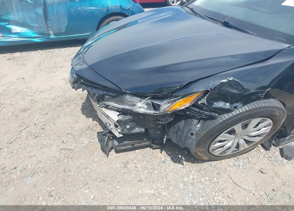 2021 TOYOTA CAMRY LE HYBRID VIN: 4T1C31AK9MU549894