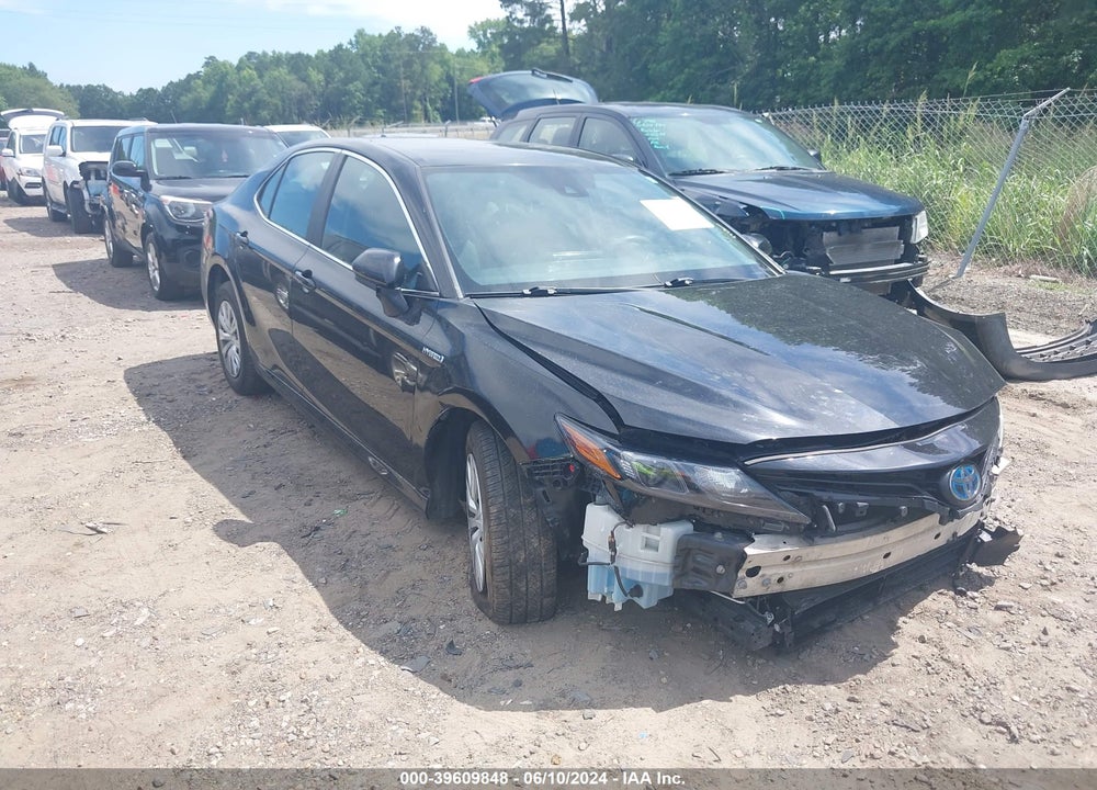 2021 TOYOTA CAMRY LE HYBRID VIN: 4T1C31AK9MU549894