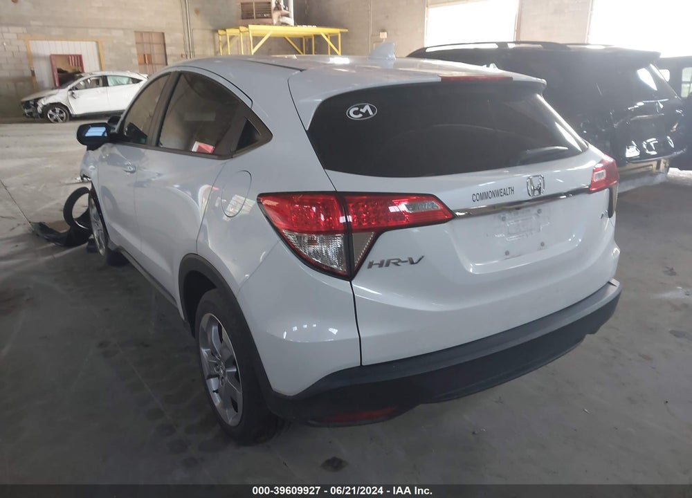2019 HONDA HR-V LX VIN: 3CZRU6H38KM709184
