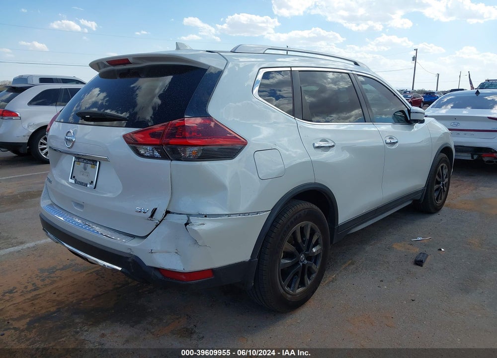 2018 NISSAN ROGUE SV VIN: KNMAT2MT9JP607146