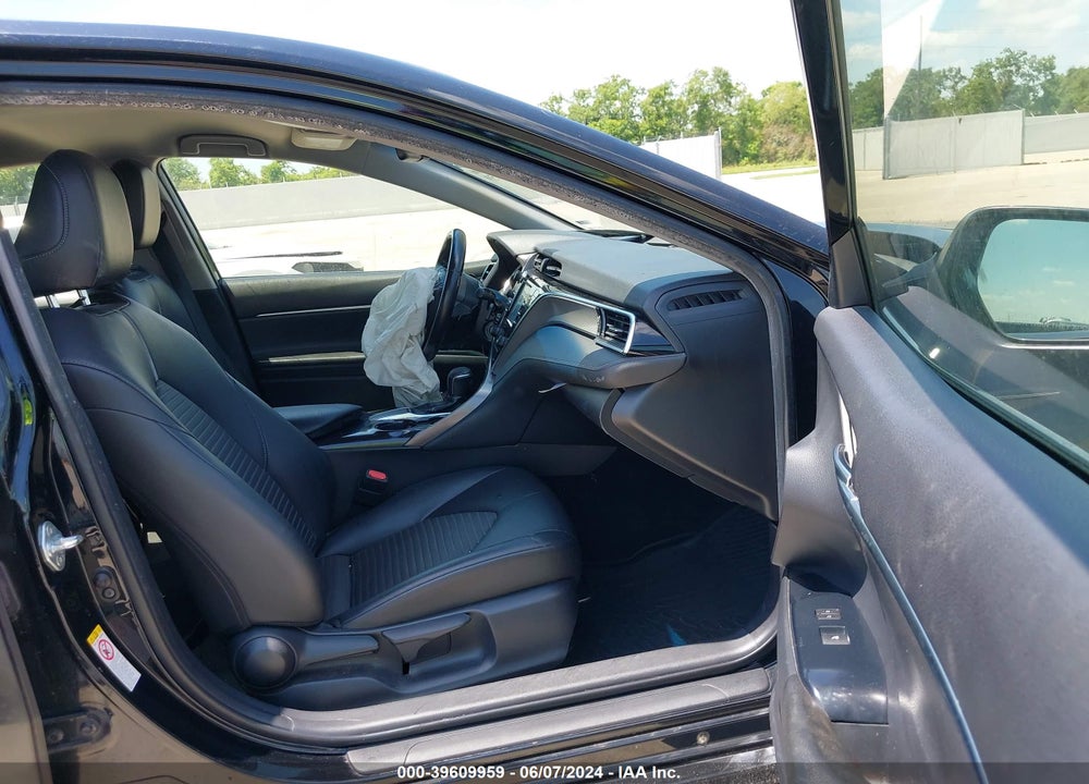 2018 TOYOTA CAMRY SE VIN: JTNB11HK2J3035815