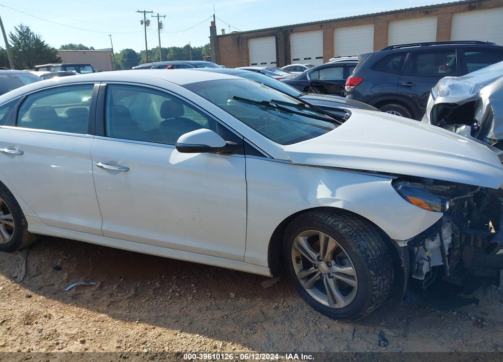 2018 HYUNDAI SONATA SEL VIN: 5NPE34AF4JH615565