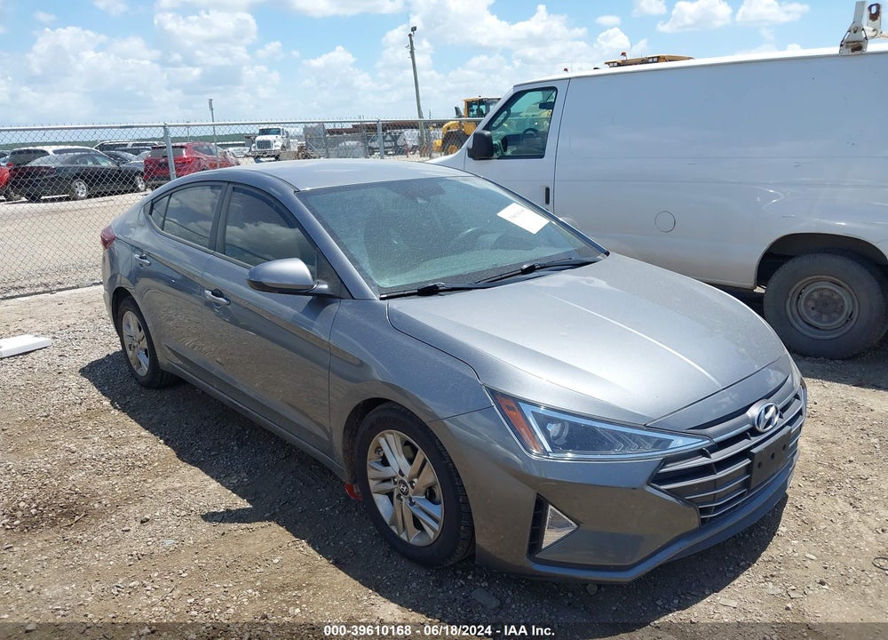 2019 HYUNDAI ELANTRA SEL VIN: 5NPD84LF2KH470795