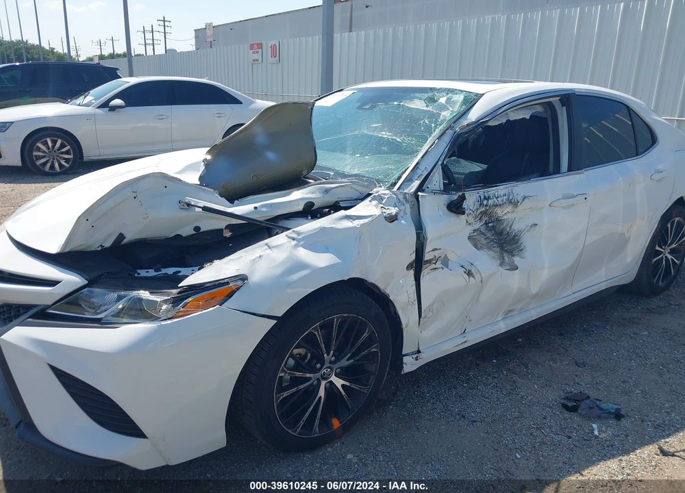 2020 TOYOTA CAMRY SE VIN: 4T1G11AK7LU869429