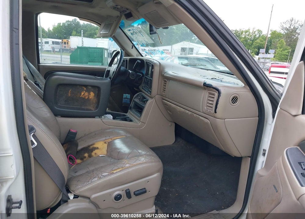 2004 CHEVROLET AVALANCHE 1500 VIN: 3GNEC12T24G173781