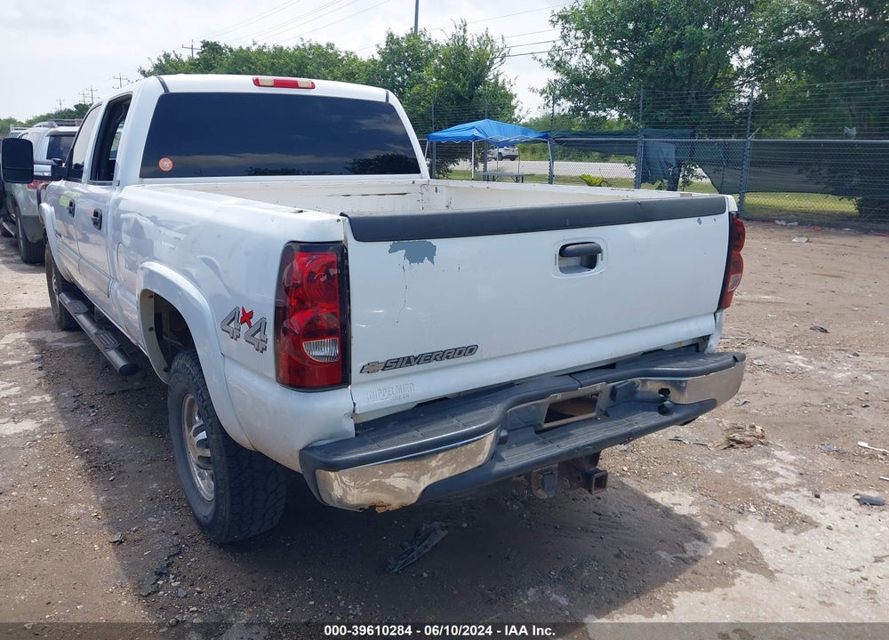 2007 CHEVROLET SILVERADO 2500HD CLASSIC LT1 VIN: 1GCHK23UX7F198746