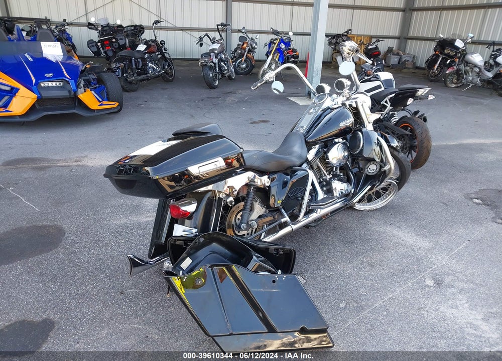 2004 HARLEY-DAVIDSON FLHRCI VIN: 1HD1FRW154Y703557