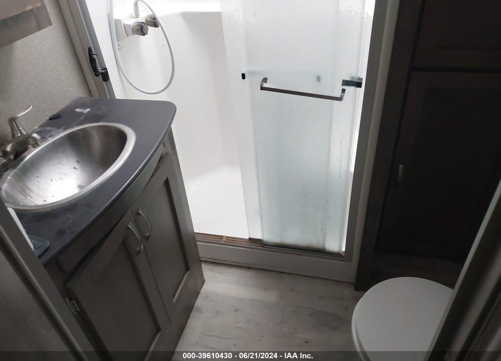 2019 KEYSTONE 3551FWMLS VIN: 4YDF35528K1531577