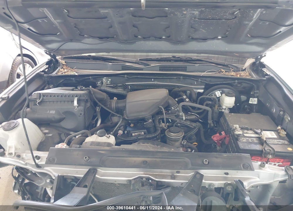 2019 TOYOTA TACOMA SR5 VIN: 5TFRX5GN2KX155242