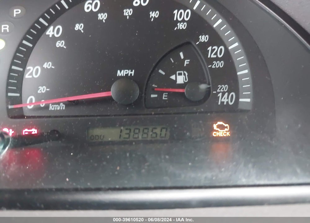 2004 TOYOTA CAMRY XLE V6 VIN: 4T1BF32K14U576651