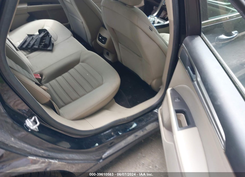 2018 FORD FUSION HYBRID SE VIN: 3FA6P0LU2JR127909