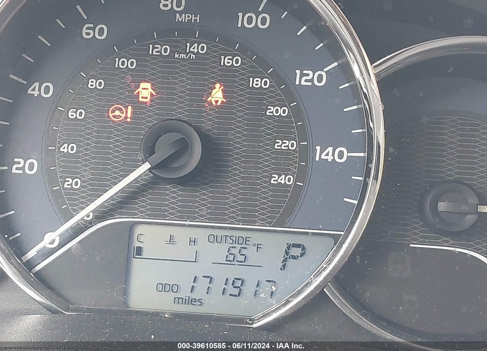 2015 TOYOTA COROLLA LE VIN: 5YFBURHE2FP325538