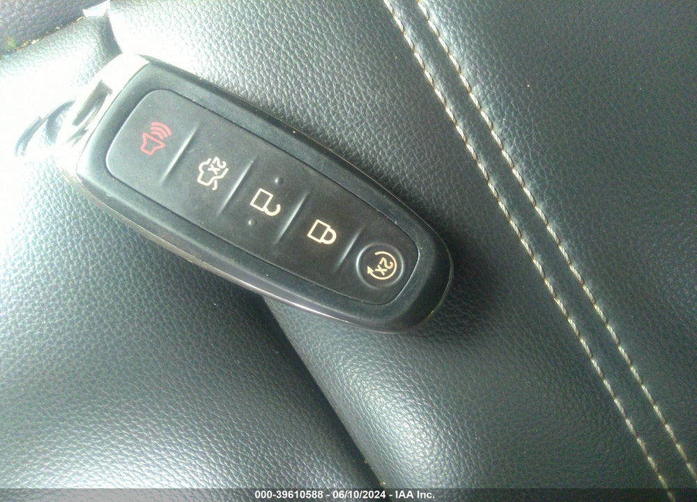 2019 FORD ESCAPE SEL VIN: 1FMCU0HDXKUB95413