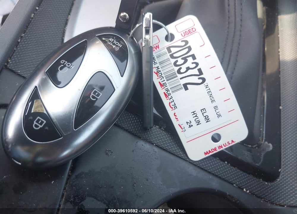 2024 HYUNDAI ELANTRA SEL VIN: KMHLM4DG1RU683375