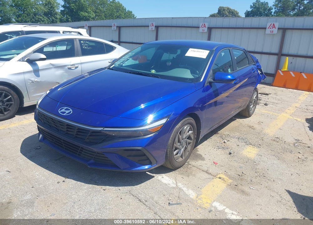 2024 HYUNDAI ELANTRA SEL VIN: KMHLM4DG1RU683375