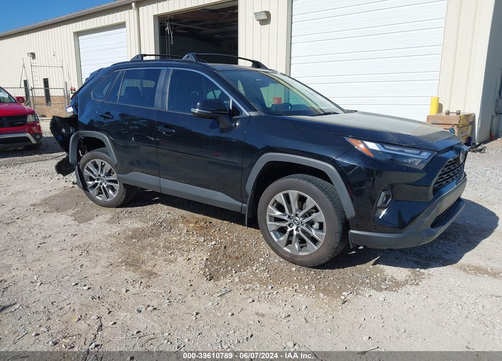 2022 TOYOTA RAV4 XLE PREMIUM VIN: 2T3C1RFV0NC205422