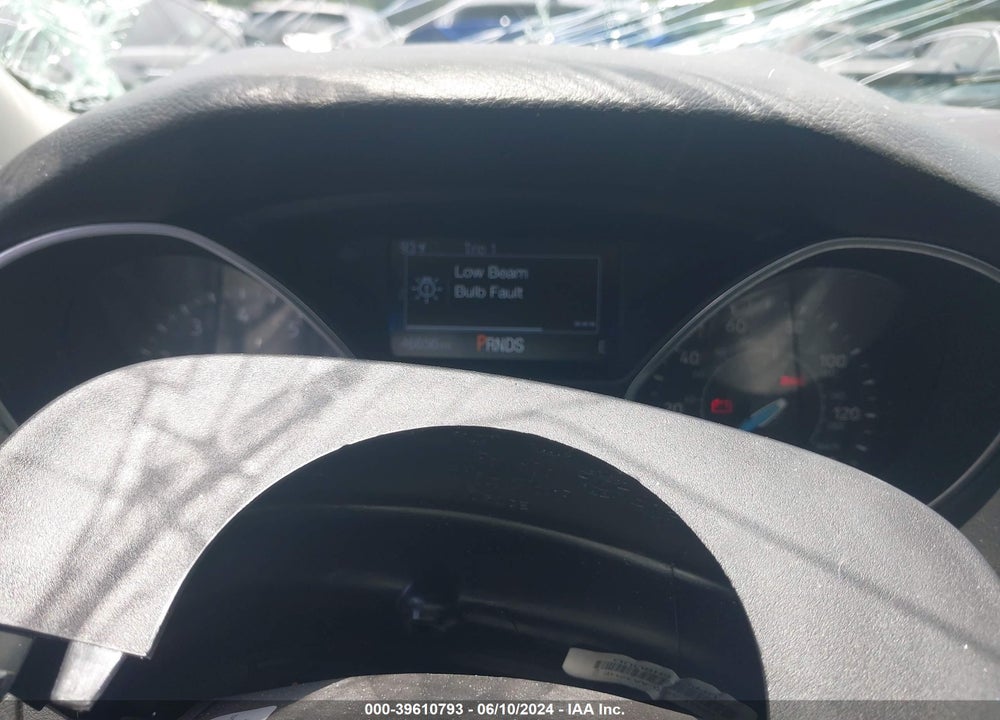 2018 FORD FOCUS SE VIN: 1FADP3FE3JL227139