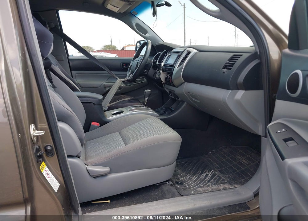 2015 TOYOTA TACOMA VIN: 5TFUX4EN4FX030465