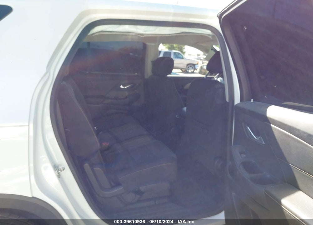 2020 CHEVROLET TRAVERSE FWD LS VIN: 1GNERFKW9LJ224728