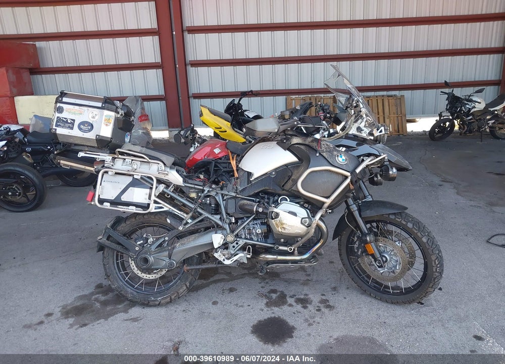 2012 BMW R1200 GS ADVENTURE VIN: WB1048000CZX68044