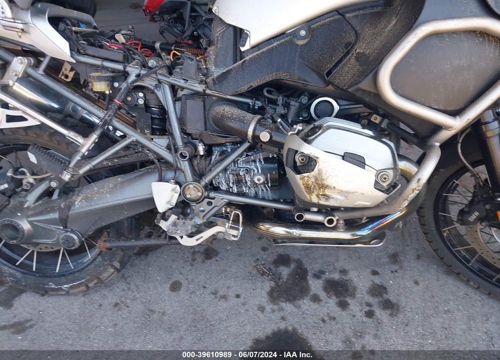 2012 BMW R1200 GS ADVENTURE VIN: WB1048000CZX68044