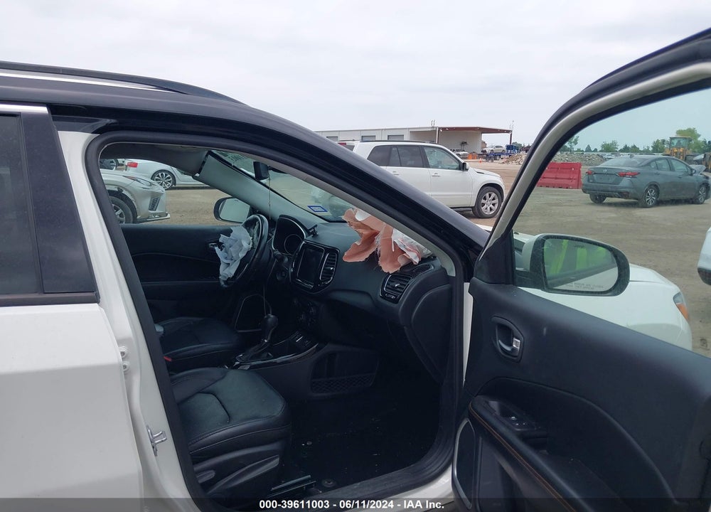 2018 JEEP COMPASS LIMITED FWD VIN: 3C4NJCCBXJT502892