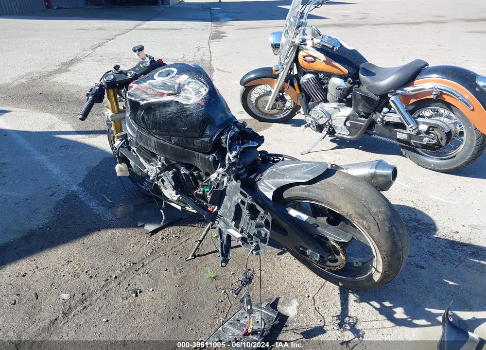 2020 SUZUKI GSX-R750 VIN: JS1GR7MA7L7100859