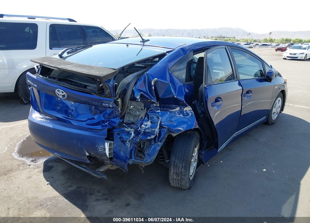 2011 TOYOTA PRIUS THREE VIN: JTDKN3DU6B0300329