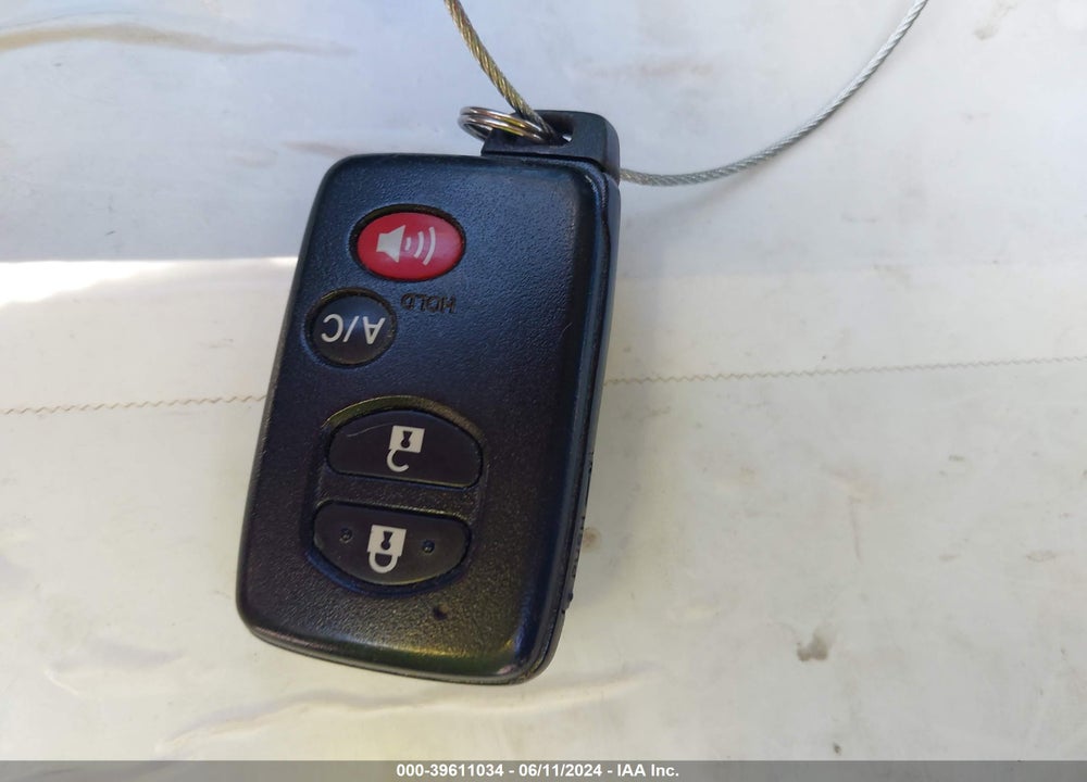 2011 TOYOTA PRIUS THREE VIN: JTDKN3DU6B0300329