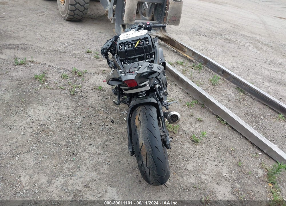 2020 YAMAHA YZFR1 VIN: JYARN66E9LA000829