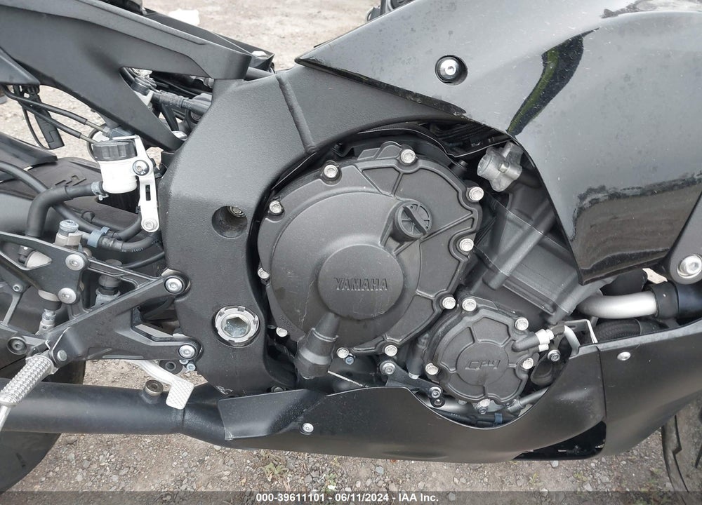2020 YAMAHA YZFR1 VIN: JYARN66E9LA000829