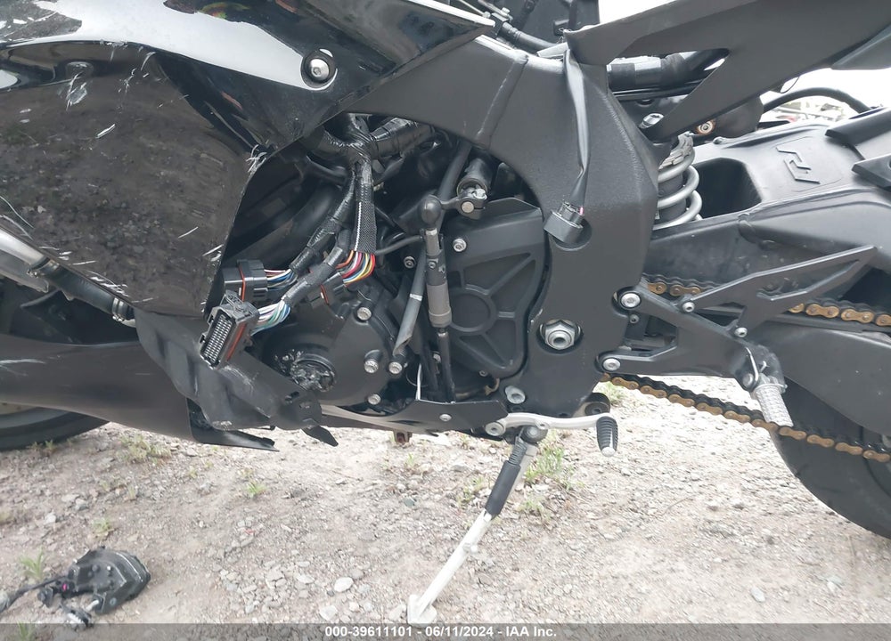 2020 YAMAHA YZFR1 VIN: JYARN66E9LA000829