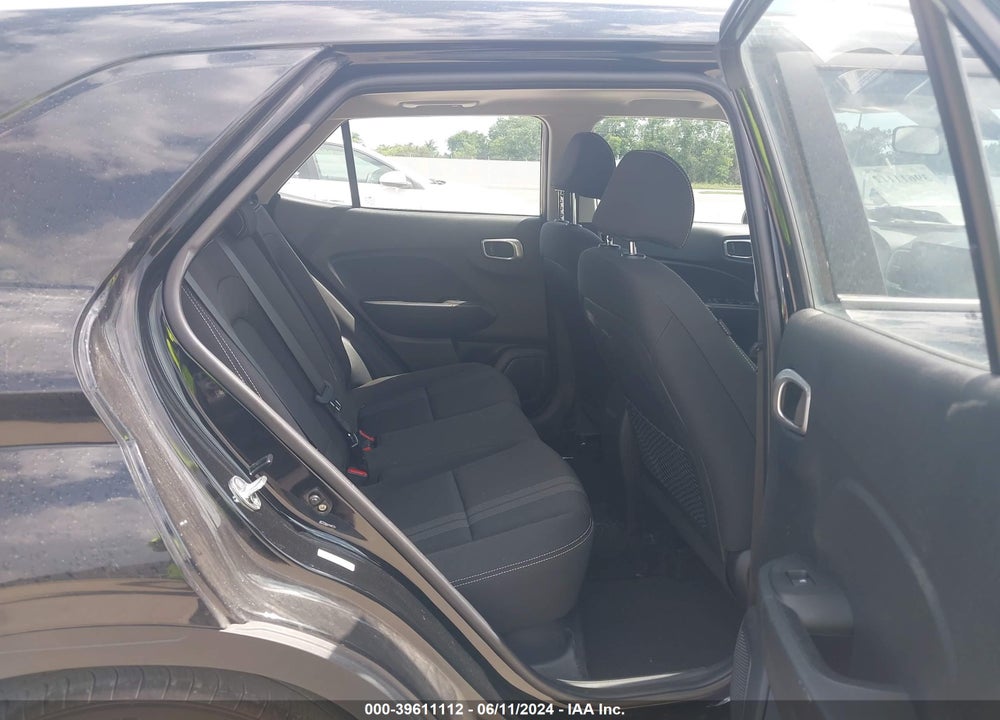 2023 HYUNDAI VENUE SEL VIN: KMHRC8A33PU244214