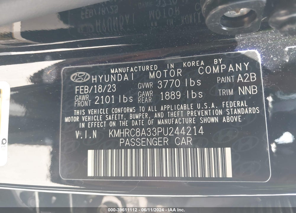 2023 HYUNDAI VENUE SEL VIN: KMHRC8A33PU244214