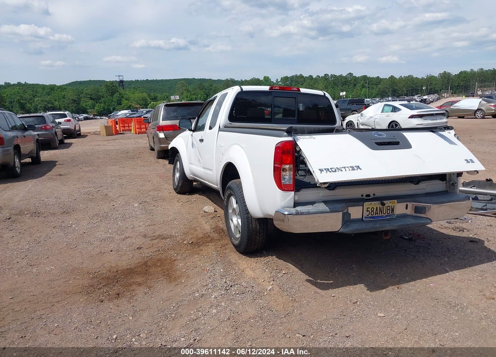 2005 NISSAN FRONTIER SE VIN: 1N6AD06U05C427331