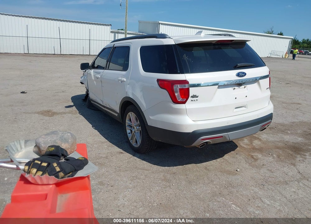 2017 FORD EXPLORER XLT VIN: 1FM5K8D88HGE37399