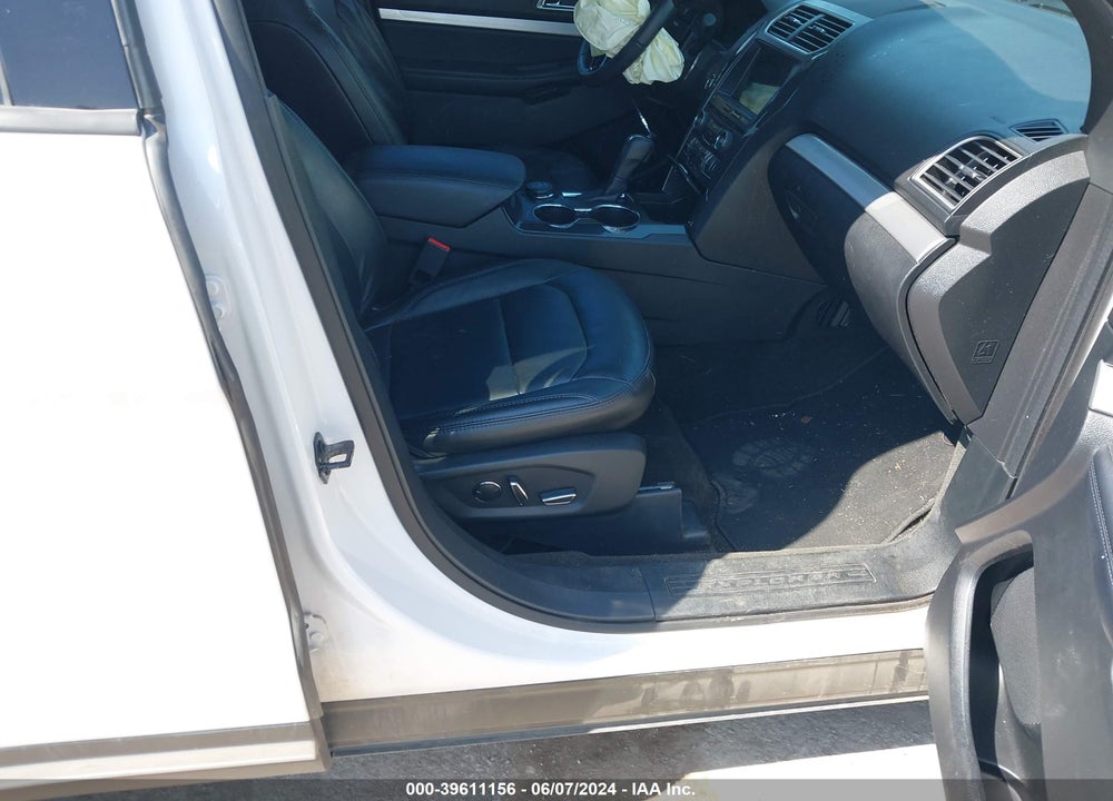 2017 FORD EXPLORER XLT VIN: 1FM5K8D88HGE37399