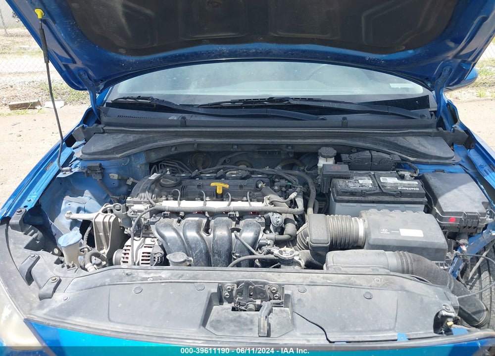 2017 HYUNDAI ELANTRA SE VIN: 5NPD84LF3HH108760