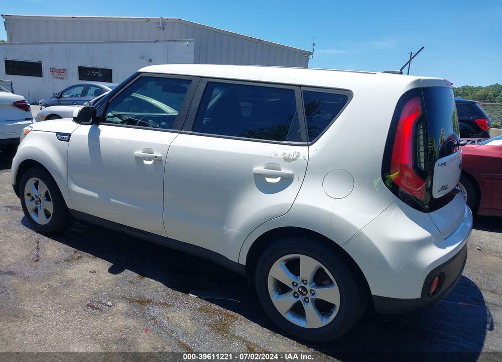 2018 KIA SOUL VIN: KNDJN2A28J7523325