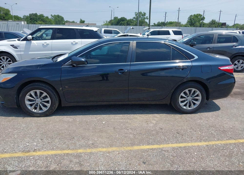 2017 TOYOTA CAMRY LE VIN: 4T1BF1FK6HU447809