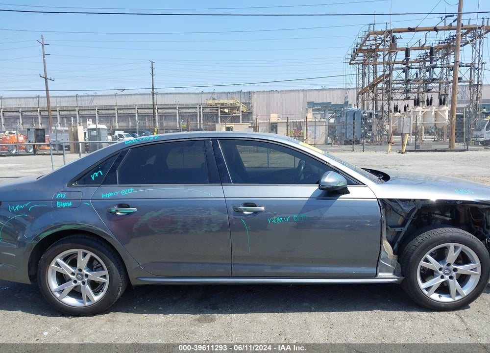 2018 AUDI A4 2.0T TECH ULTRA PREMIUM/2.0T ULTRA PREMIUM VIN: WAUKMAF44JA174448