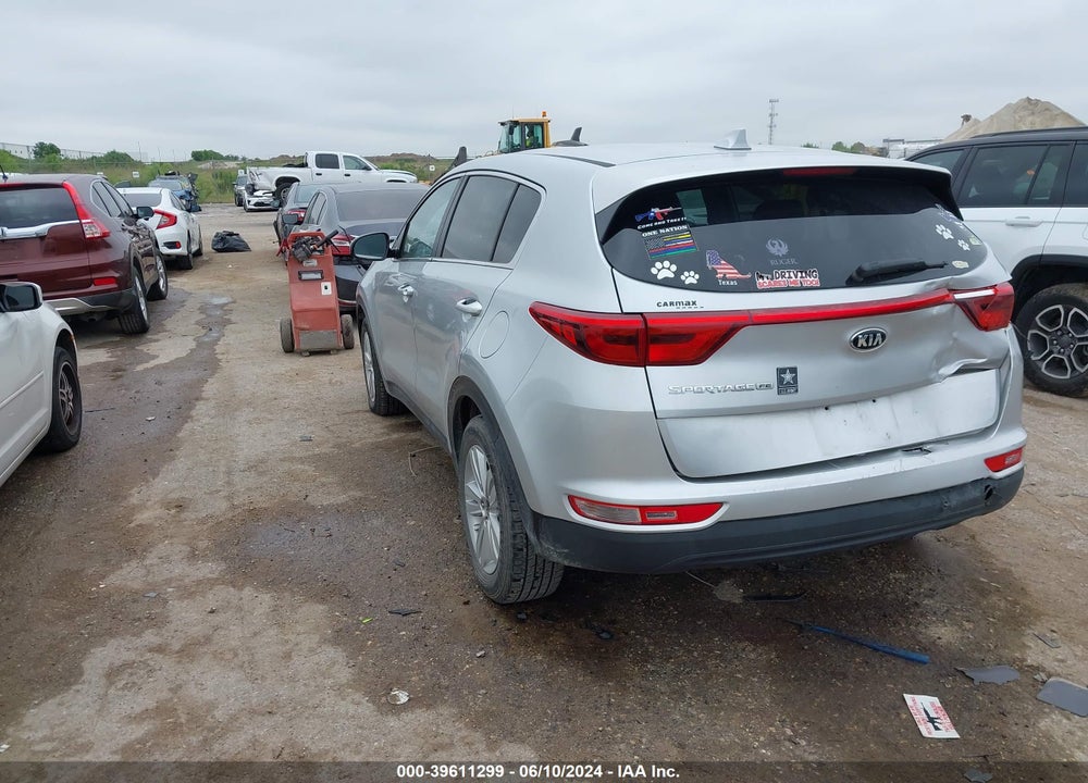 2018 KIA SPORTAGE LX VIN: KNDPM3ACXJ7481901