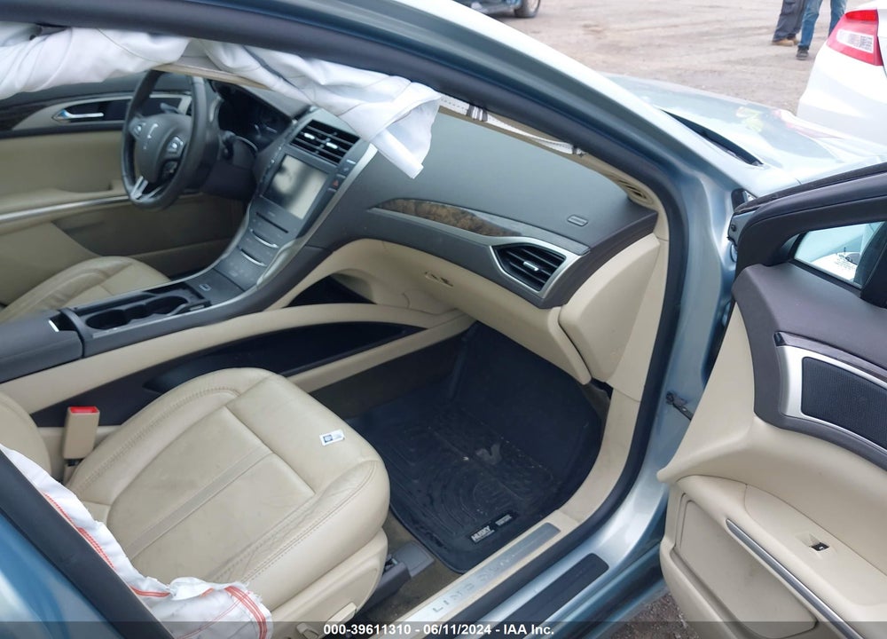 2014 LINCOLN MKZ HYBRID VIN: 3LN6L2LU4ER819396