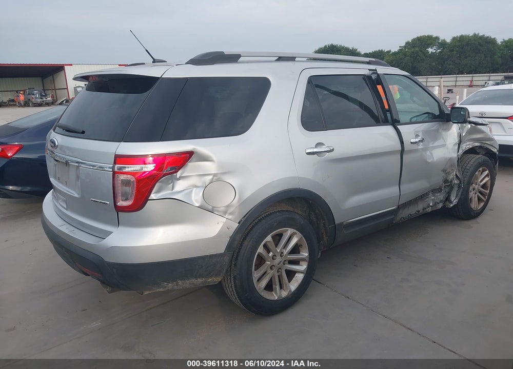 2015 FORD EXPLORER XLT VIN: 1FM5K7D84FGA14844