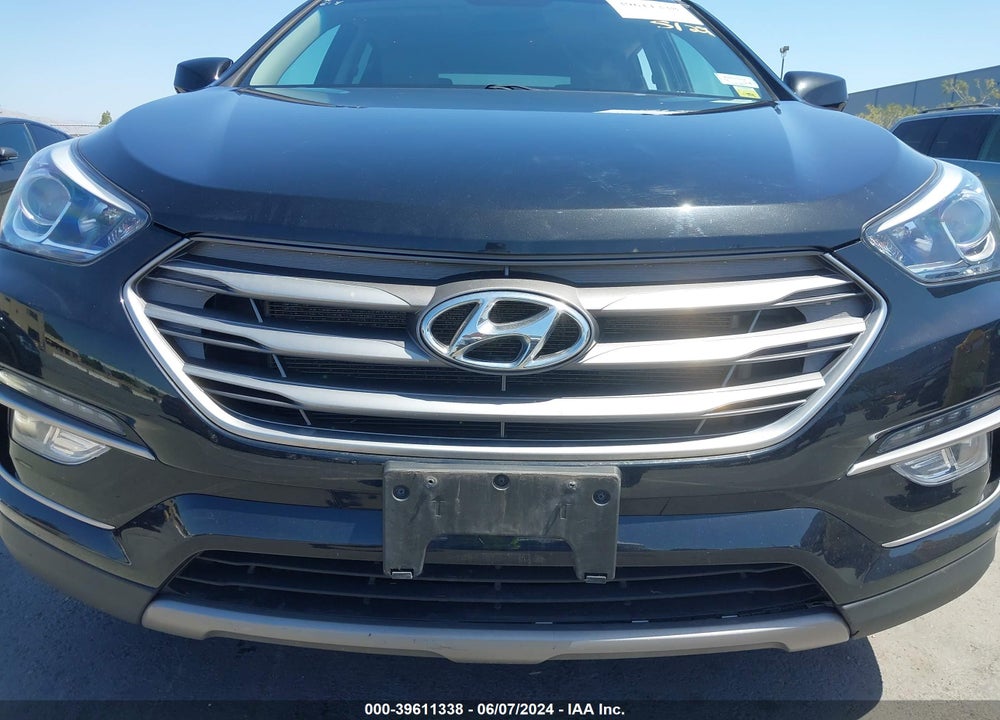2017 HYUNDAI SANTA FE SPORT 2.4L VIN: 5NMZUDLB2HH034808