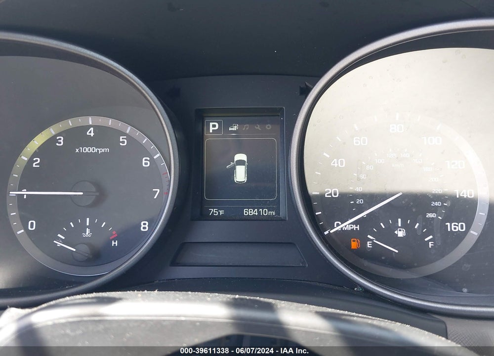 2017 HYUNDAI SANTA FE SPORT 2.4L VIN: 5NMZUDLB2HH034808