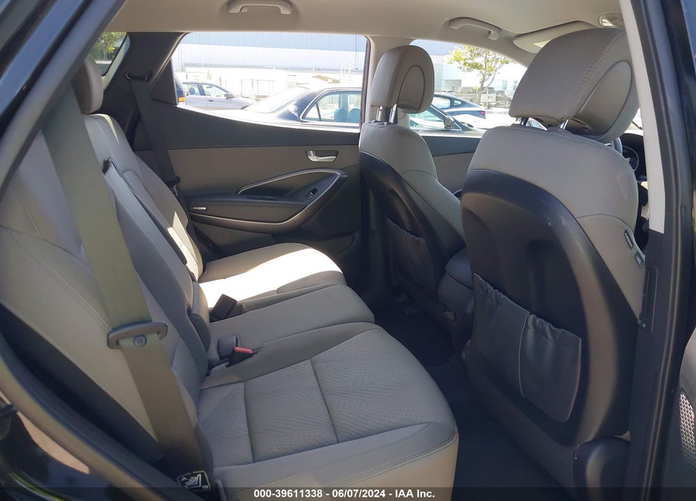 2017 HYUNDAI SANTA FE SPORT 2.4L VIN: 5NMZUDLB2HH034808