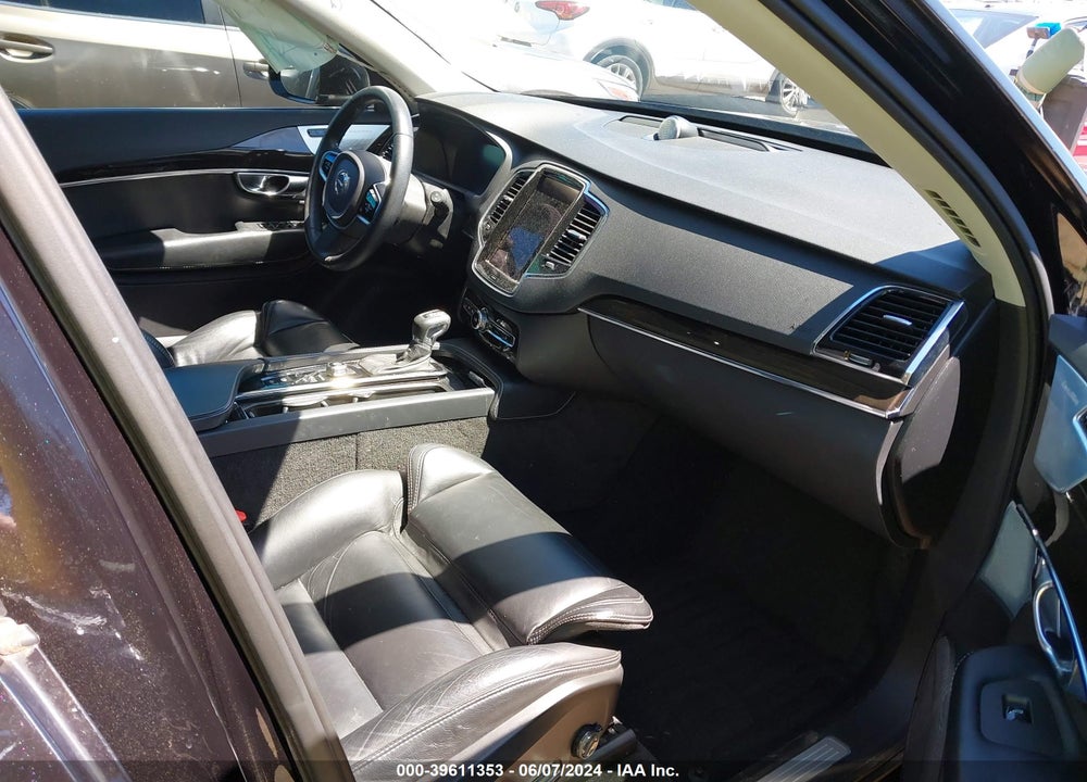 2018 VOLVO XC90 T6 MOMENTUM VIN: YV4A22PK4J1205508
