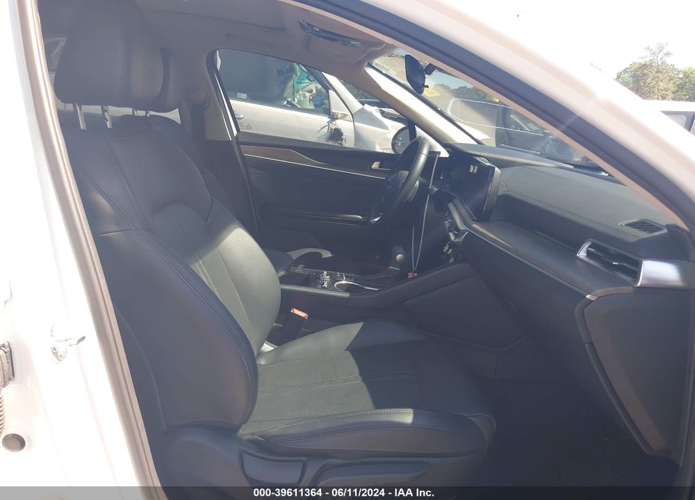 2024 KIA K5 EX VIN: 5XXG34J24RG229838
