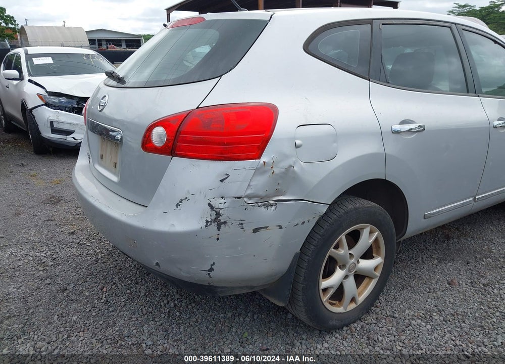 2014 NISSAN ROGUE SELECT S VIN: JN8AS5MT3EW600214